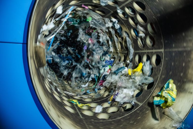 TOMRA expands Norway's plastics recycling chain