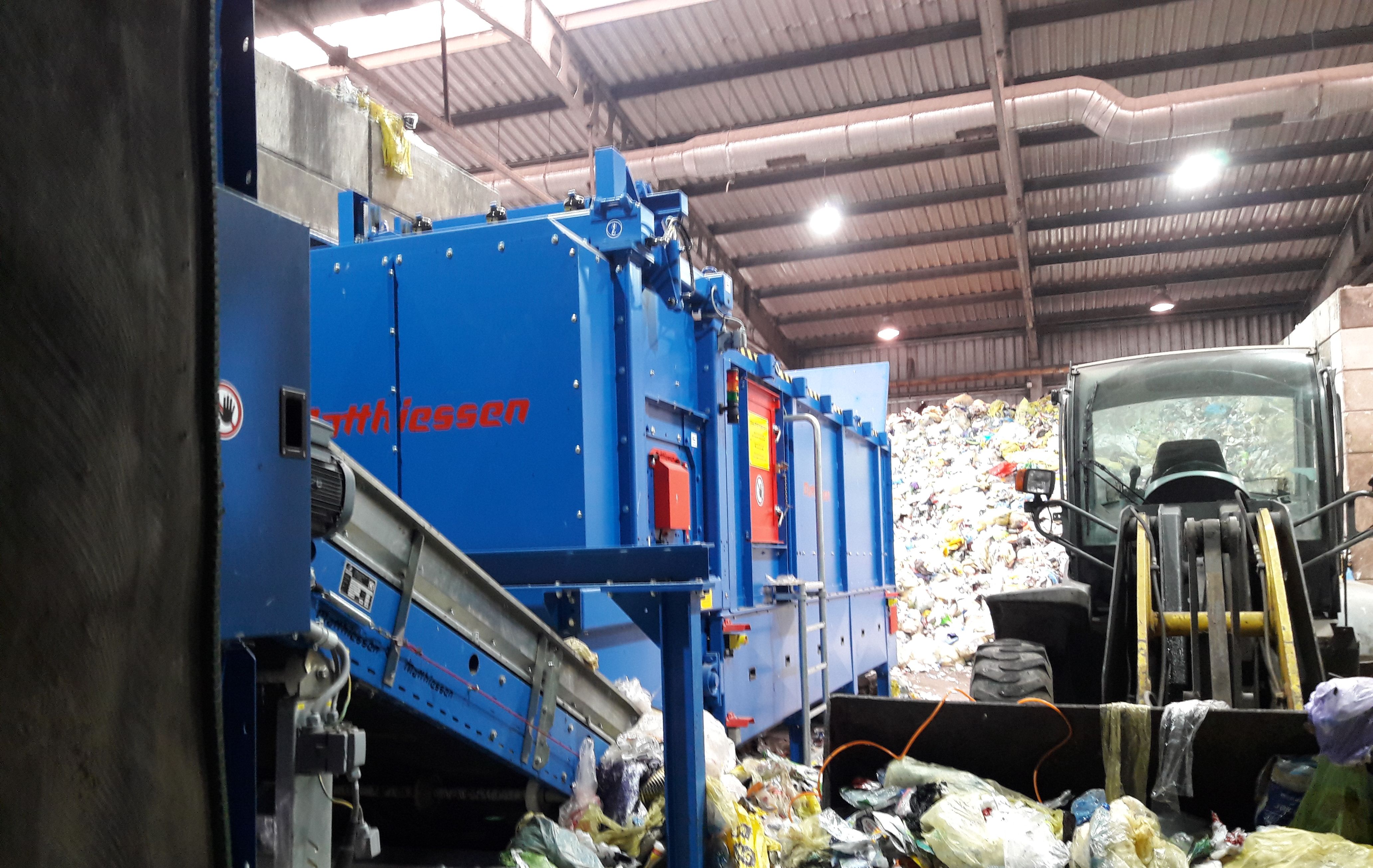 One bag opener. Different waste streams. Different tine configurations