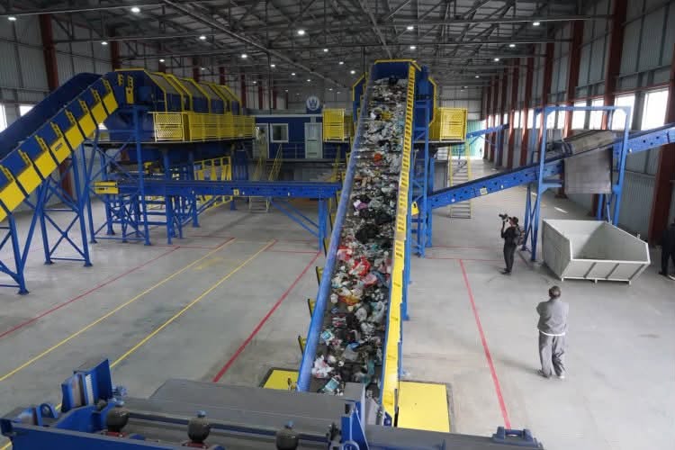 Matthiessen Bag Splitter in Kazakhstan’s New 150,000 t/y Sorting Facility
